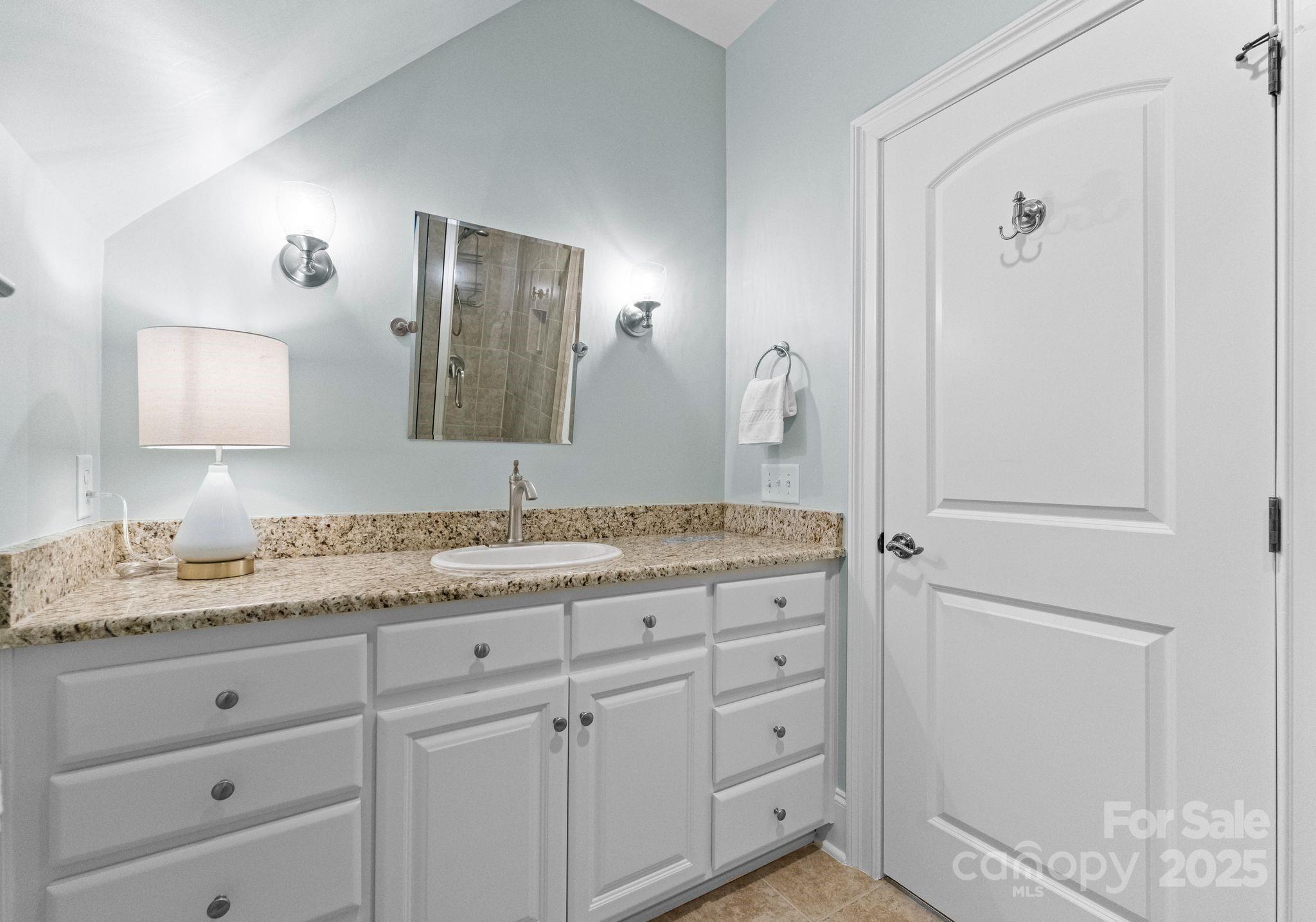 Astoria - Residential