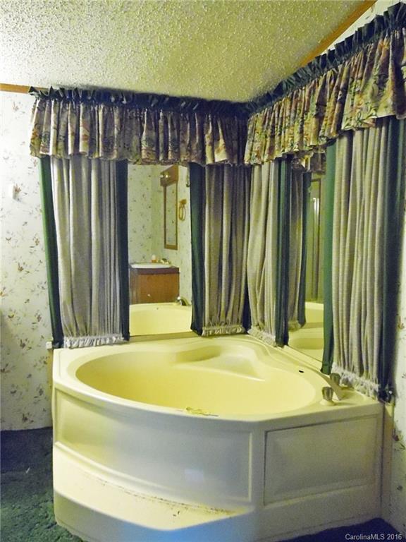 Travis Acres - Residential