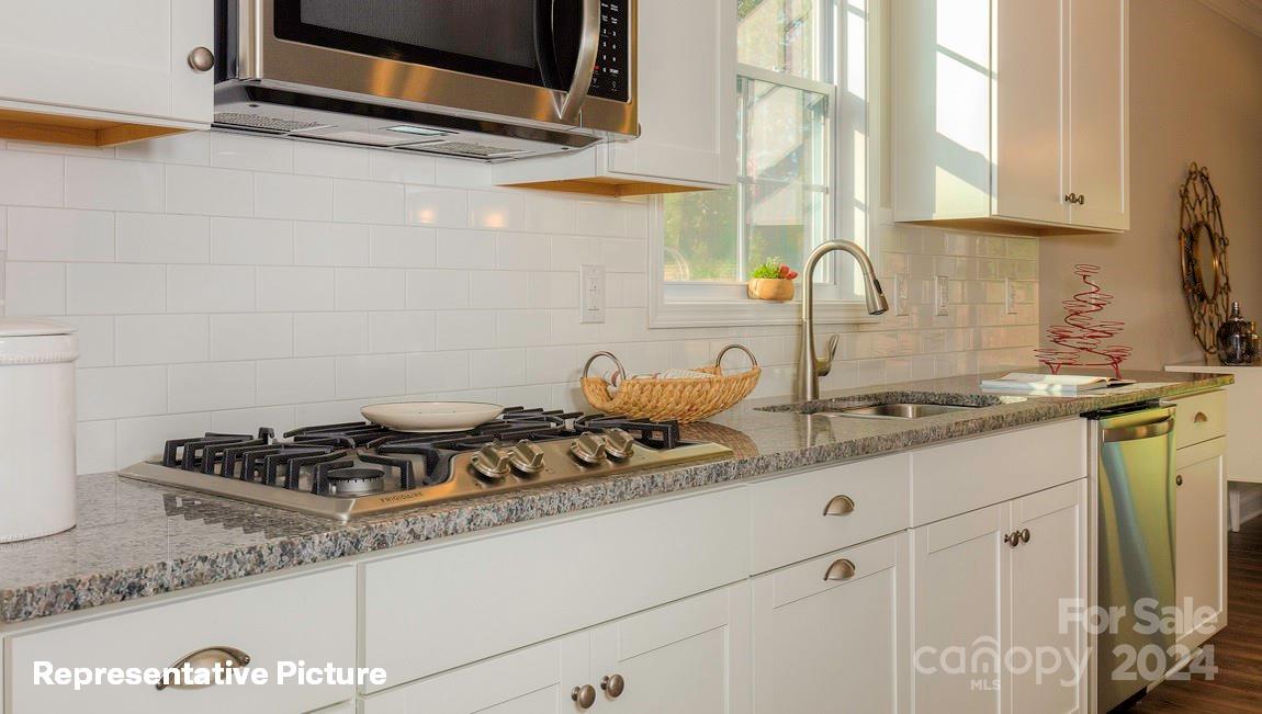 Falls Cove at Lake Norman - Residential