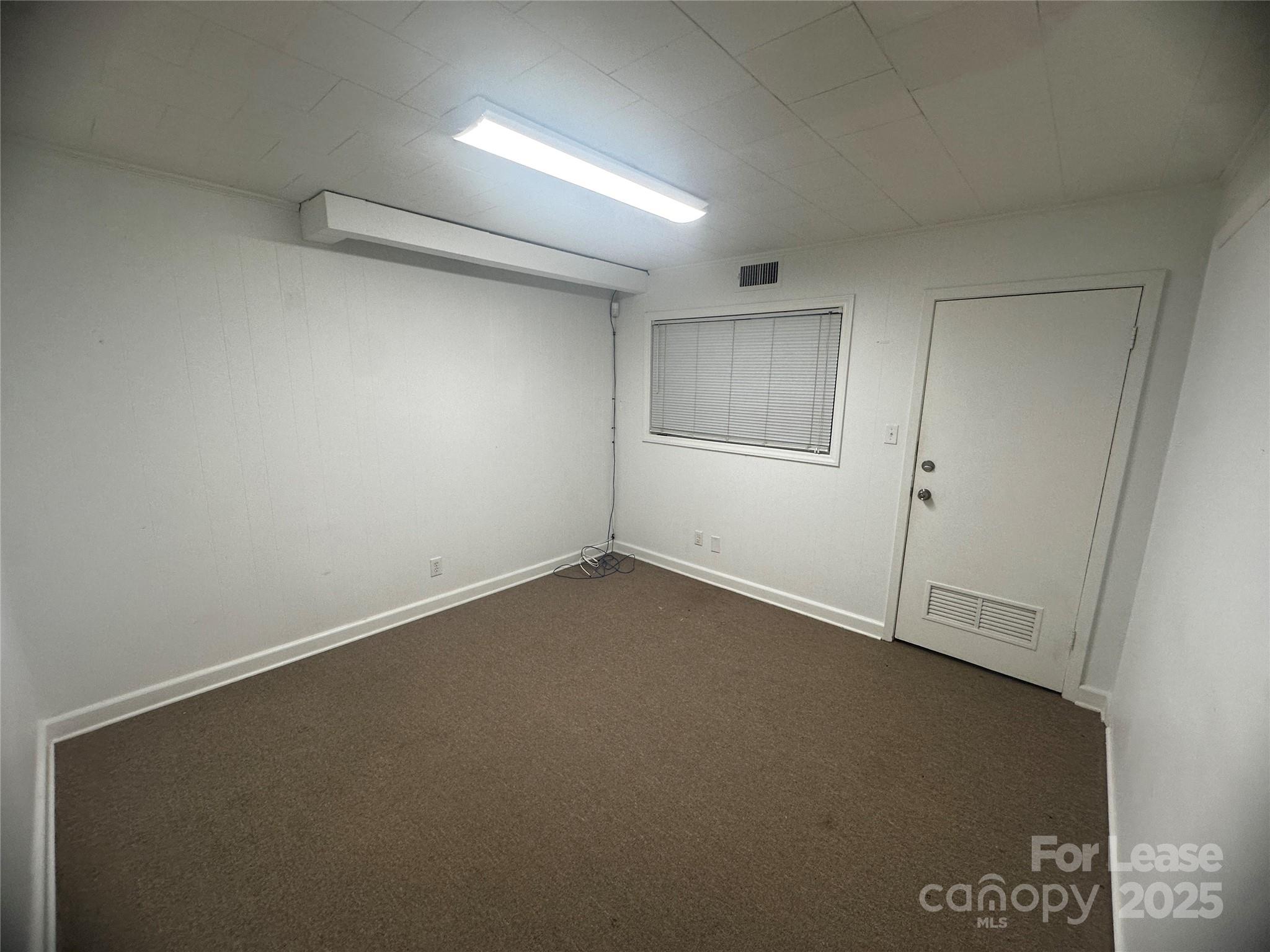 111 E Charlotte Avenue B1