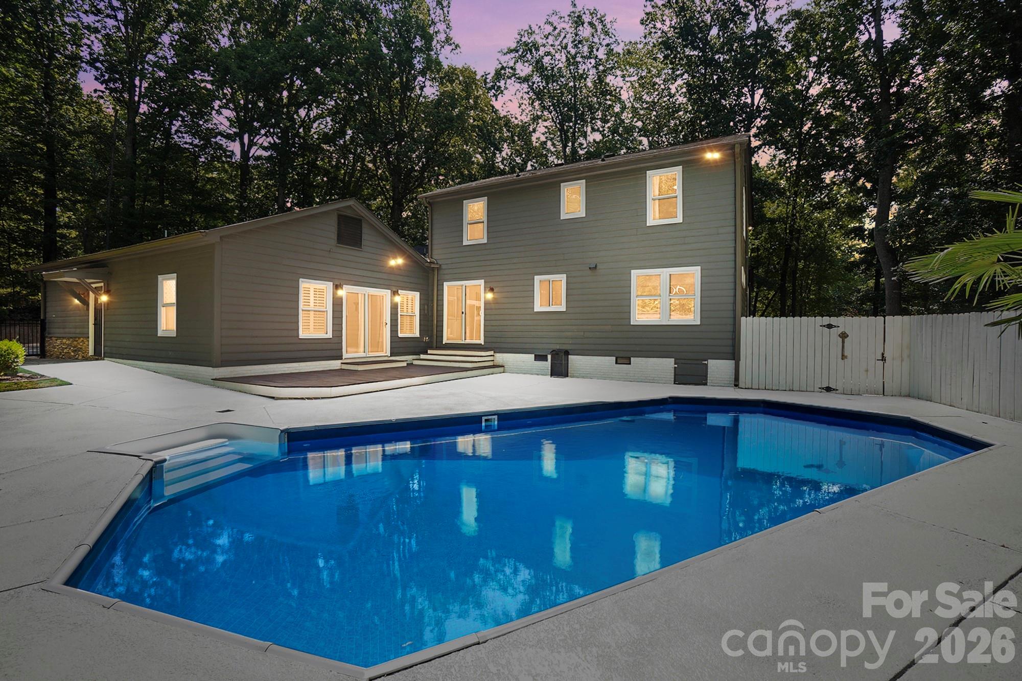 432 Raintree Drive