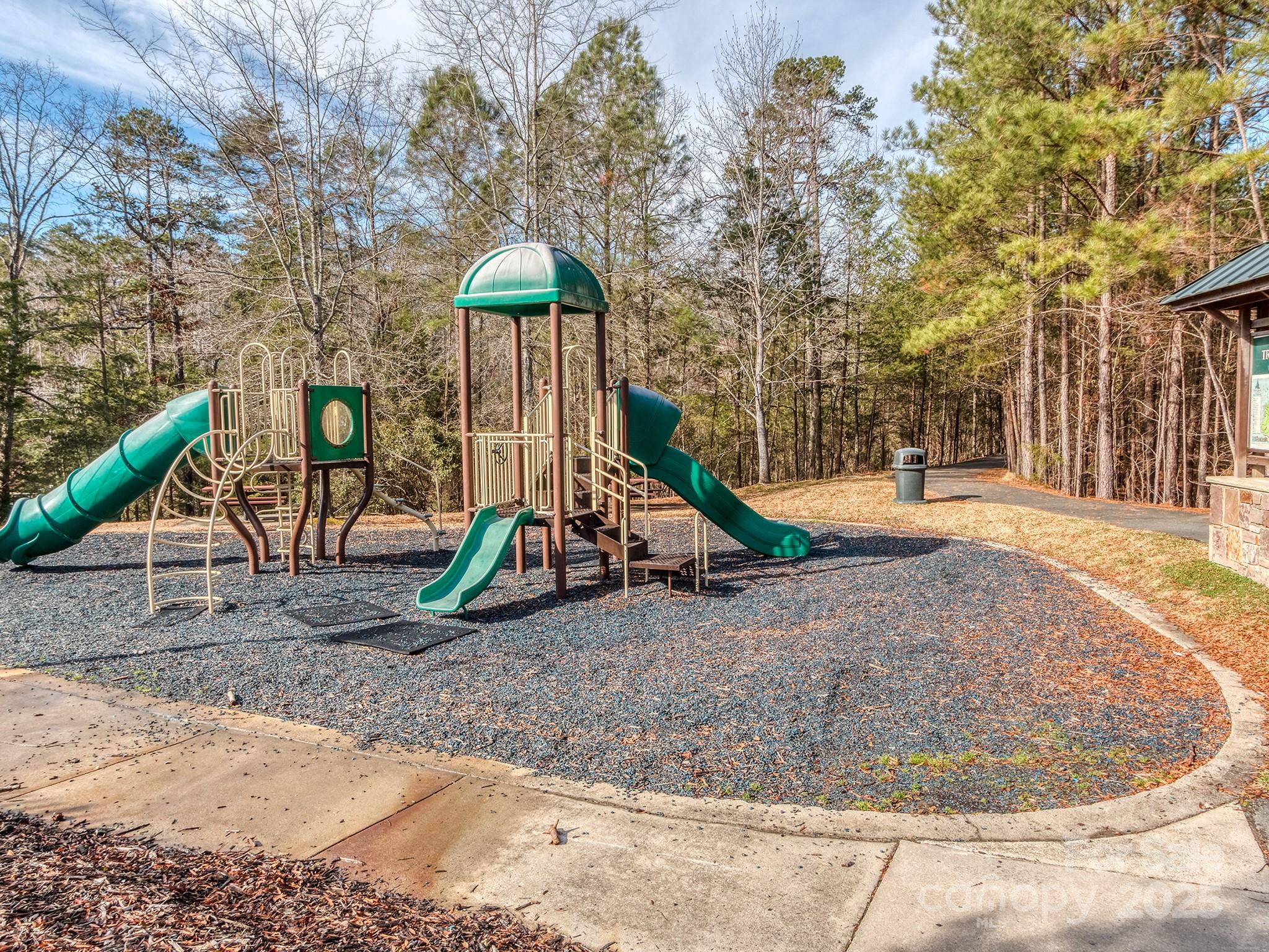 Lake Shore On Lake Wylie - Residential