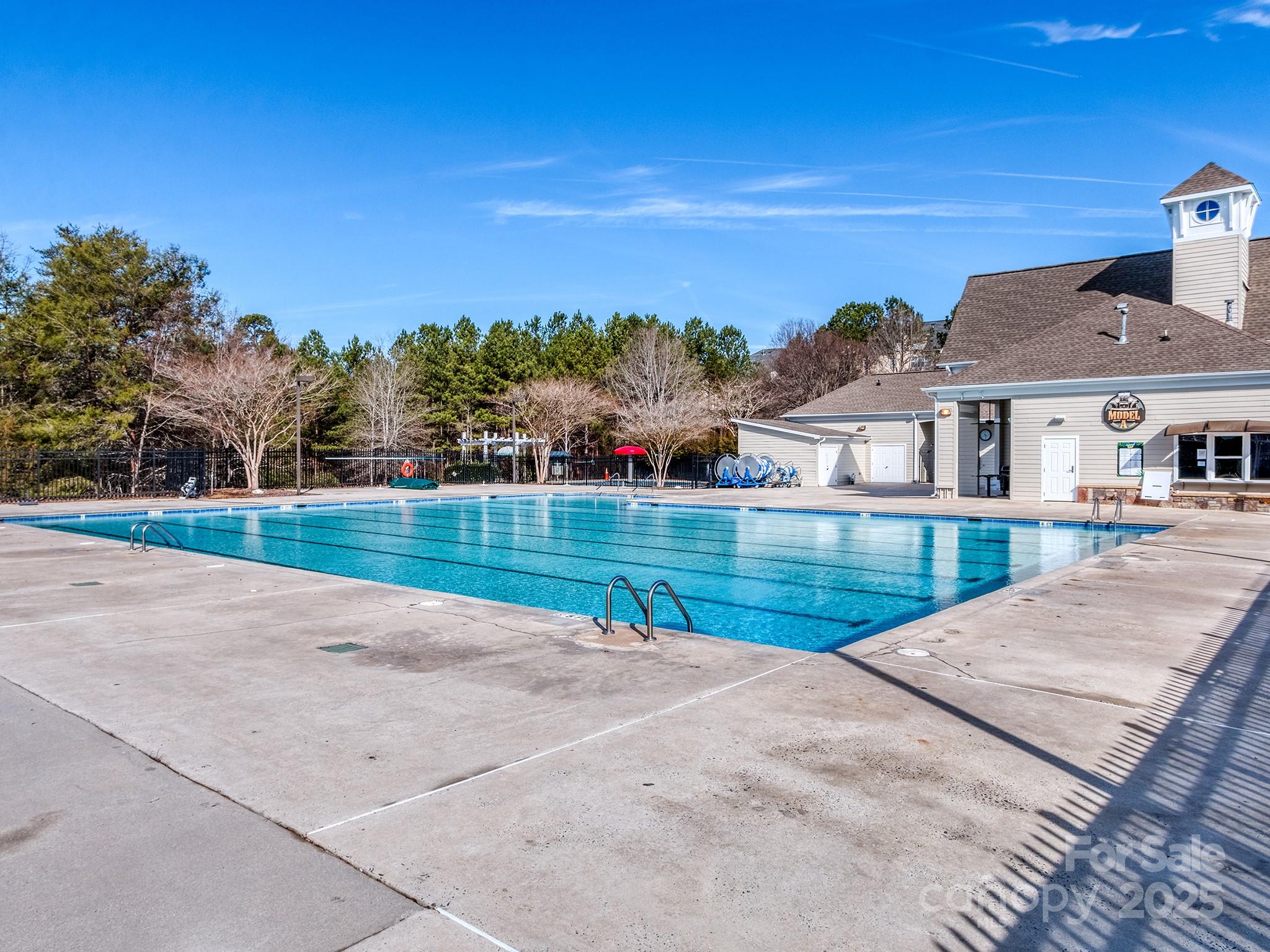 Lake Shore On Lake Wylie - Residential