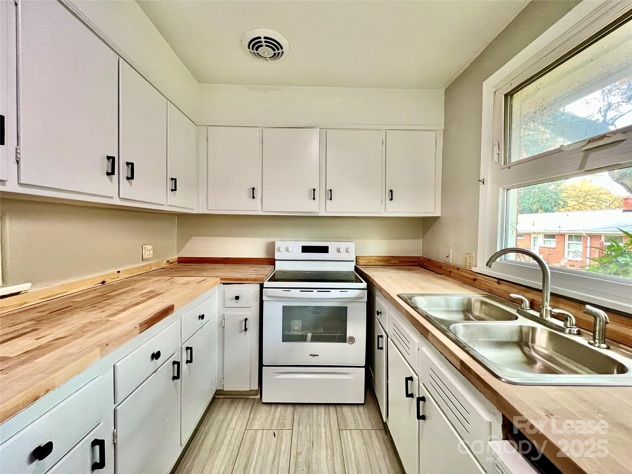 Cotswold Homes - Residential Lease