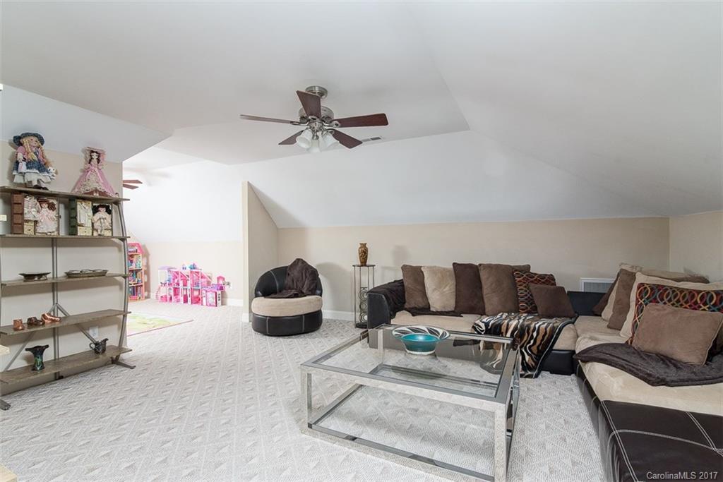 Rea Woods - Residential