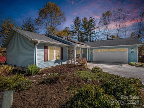 A home in Hendersonville