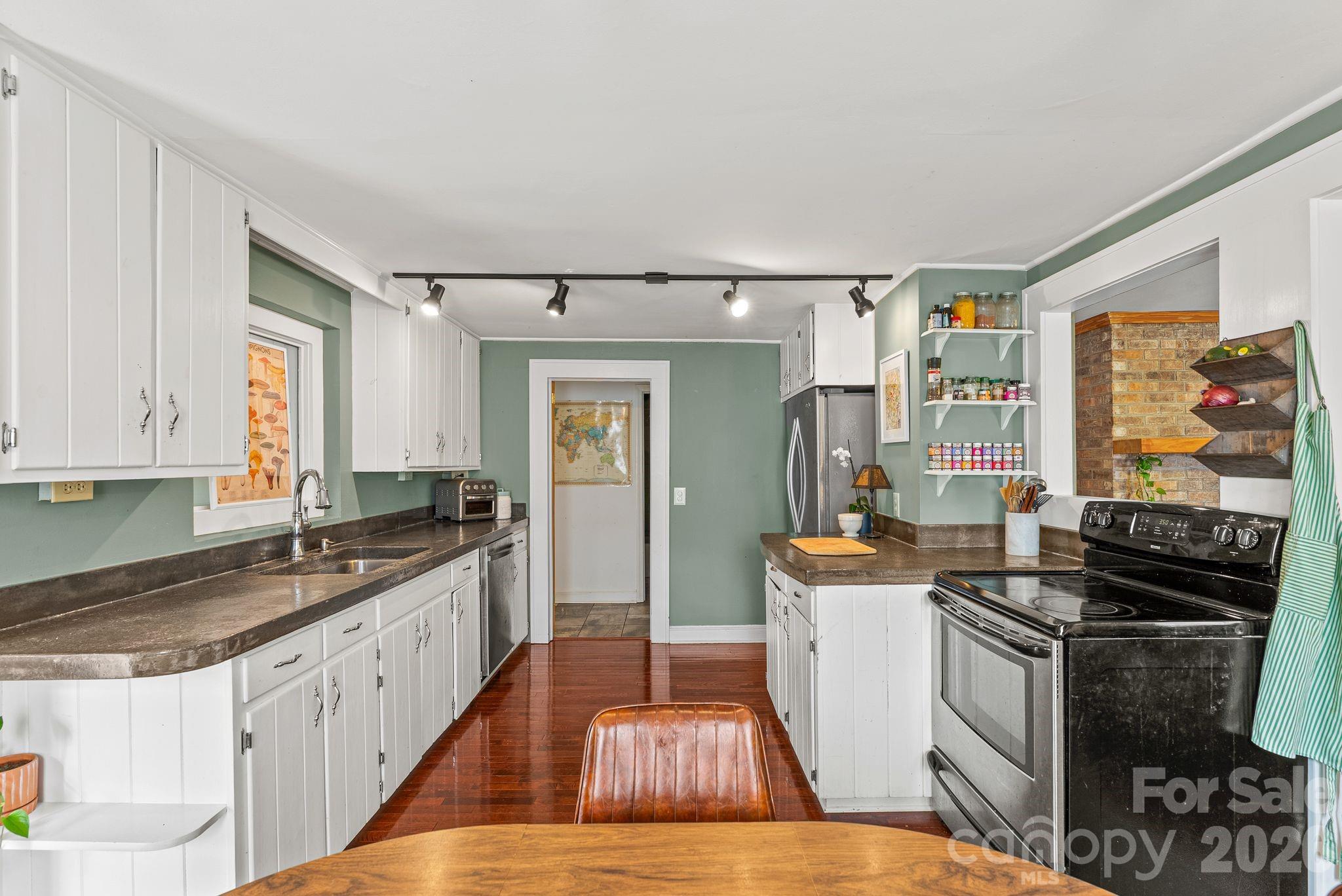 271 Pisgah View Road