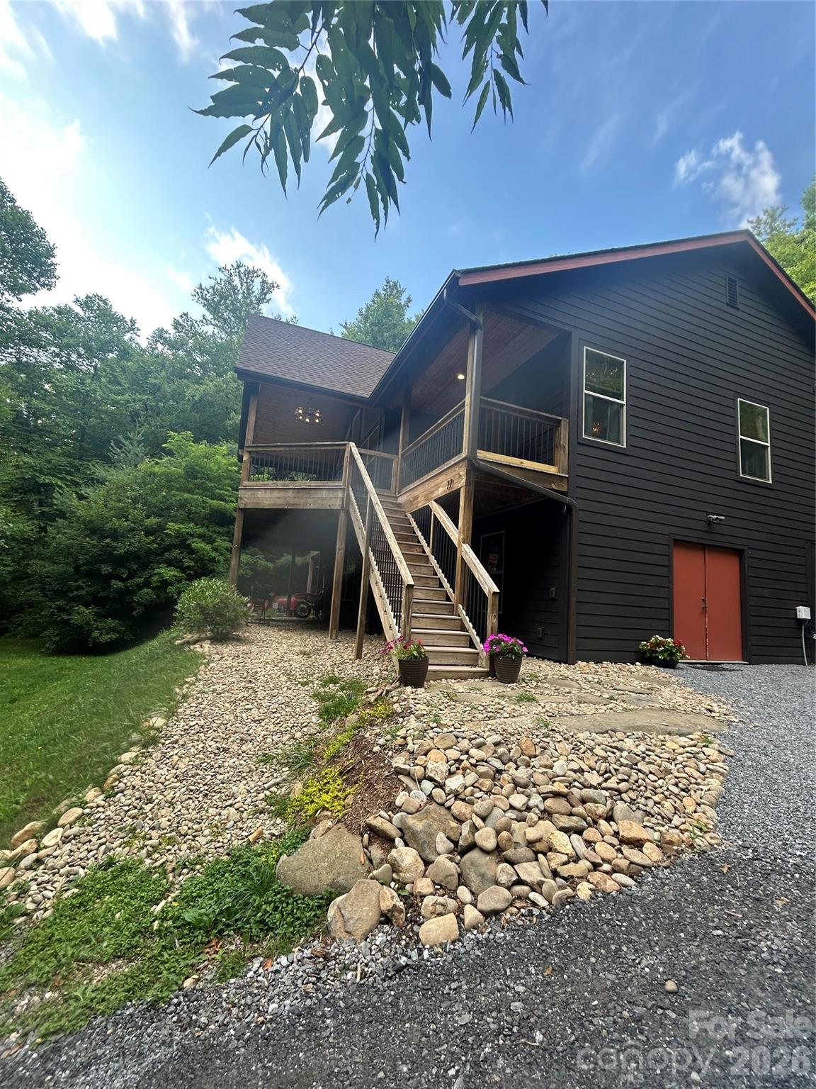 77 E Lake Dr East Lake Drive 18