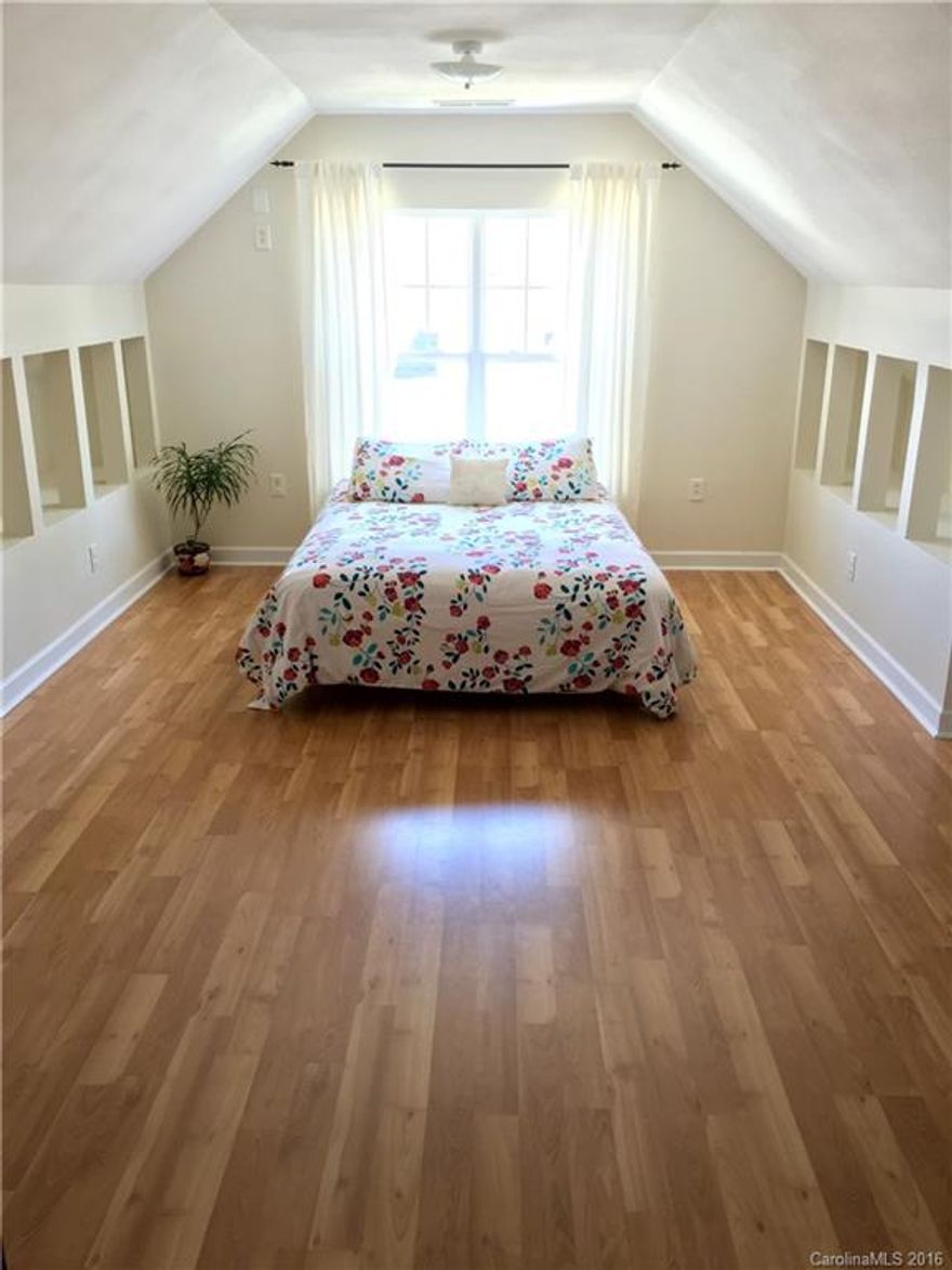 Gorgeous 4 bedroom home that is truly move in ready!  Fresh paint, laminate wood floor in all living areas, no carpet! Fenced in back yard, raised garden beds, updated stainless steel finish appliances. Neighborhood pool awaits you! Make an appointment to see your new home today!