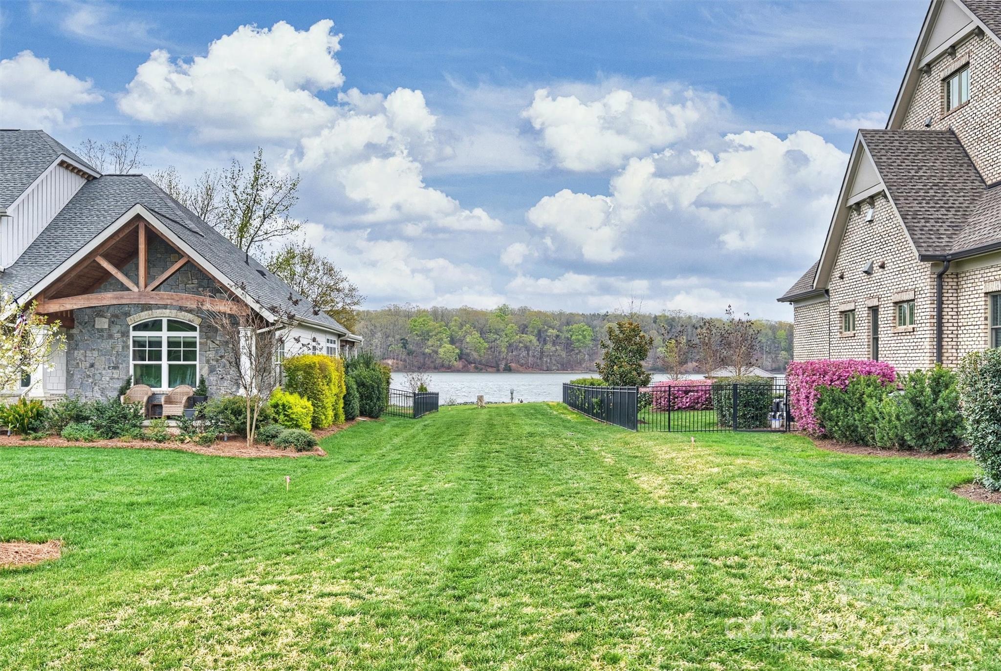 McLean - South Shore - Residential