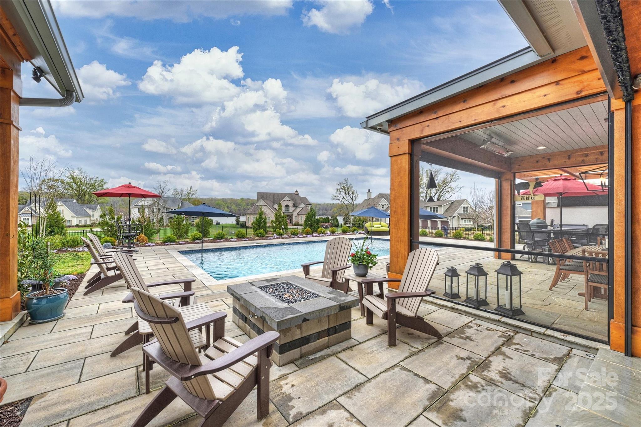 McLean - South Shore - Residential