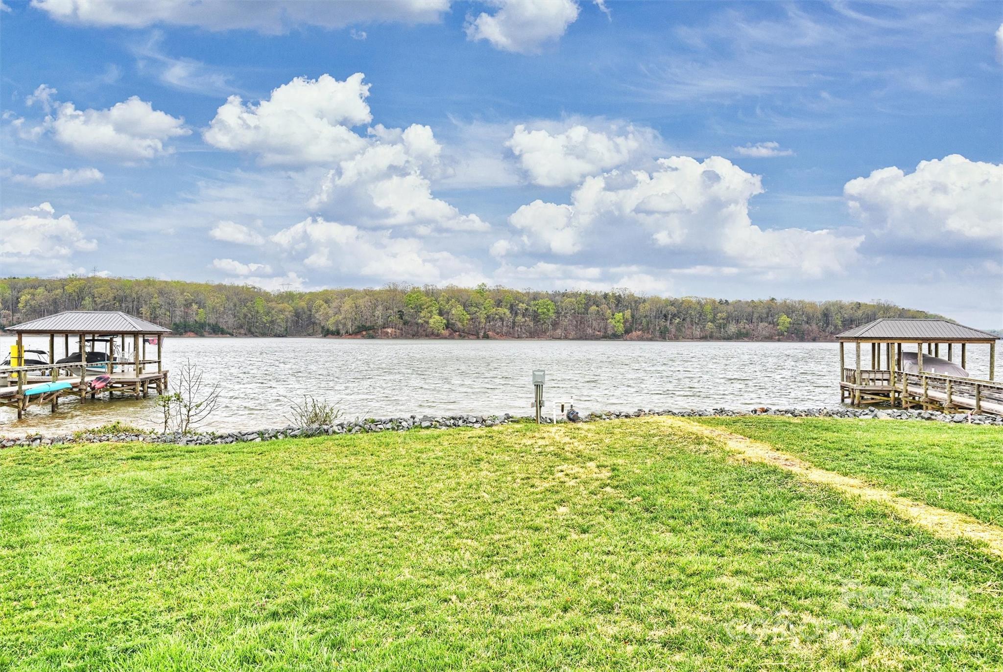 McLean - South Shore - Residential