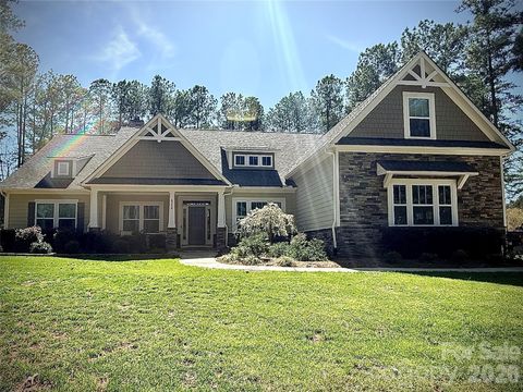 Photo of 6354 Harbor Oaks Drive, Denver, NC 28037 (MLS # 4356970)