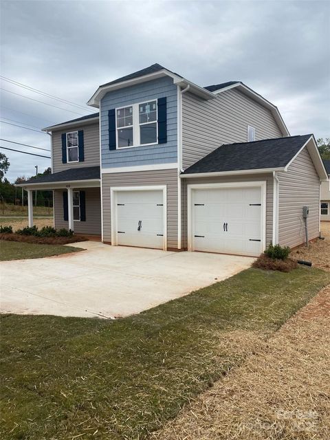 Photo of 408 Walnut Street, Kings Mountain, NC 28086 (MLS # 4315578)
