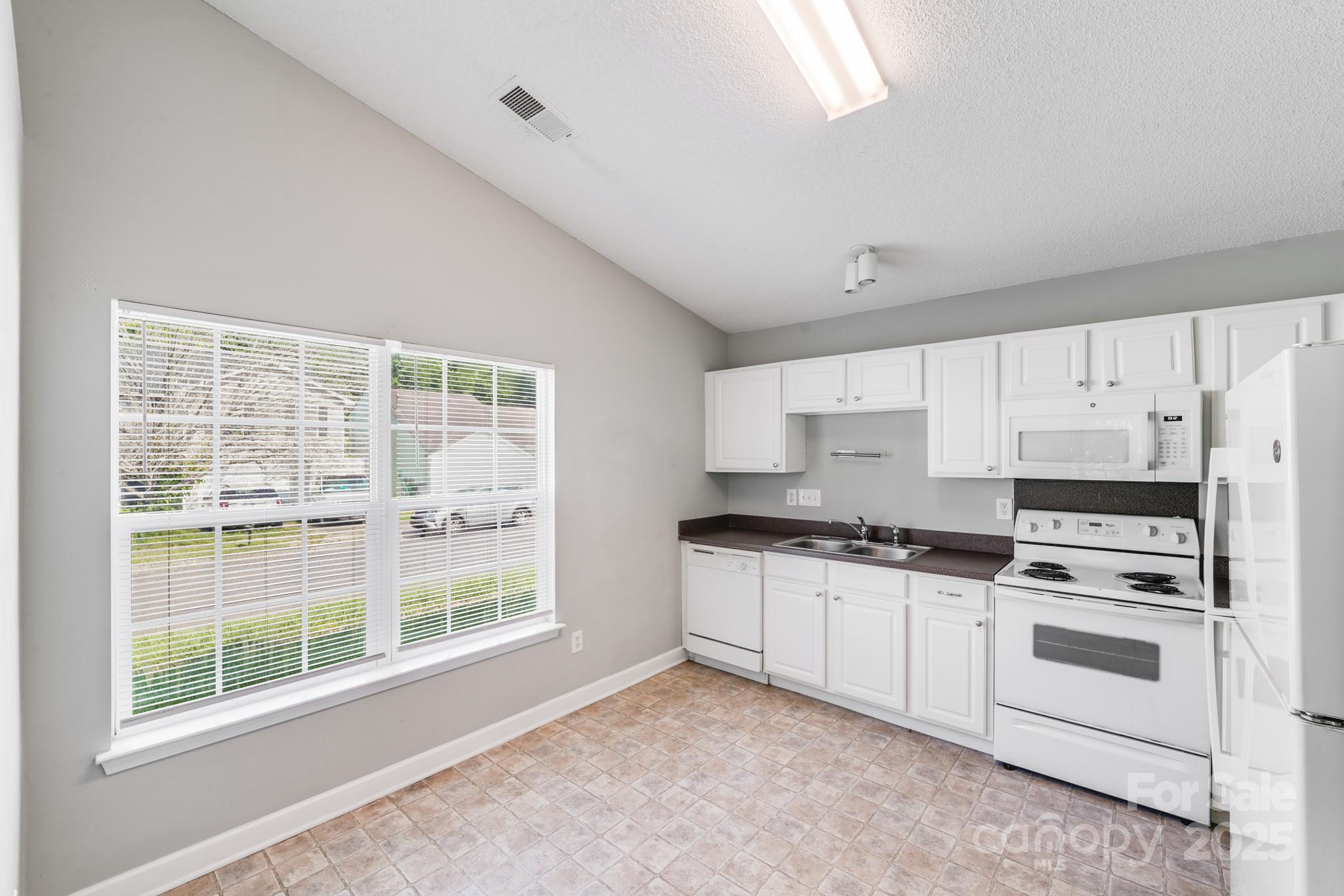 1703 Southwind Drive