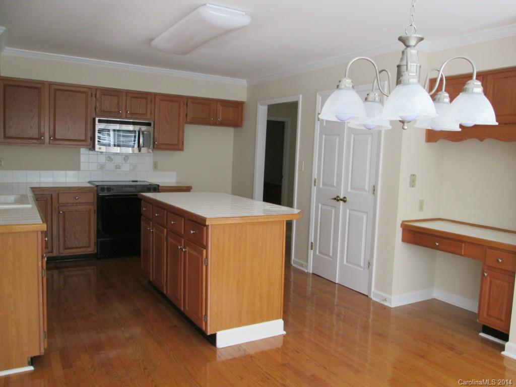 Royal Oaks - Residential