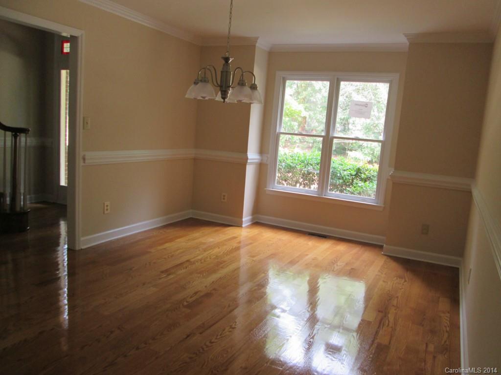 Royal Oaks - Residential