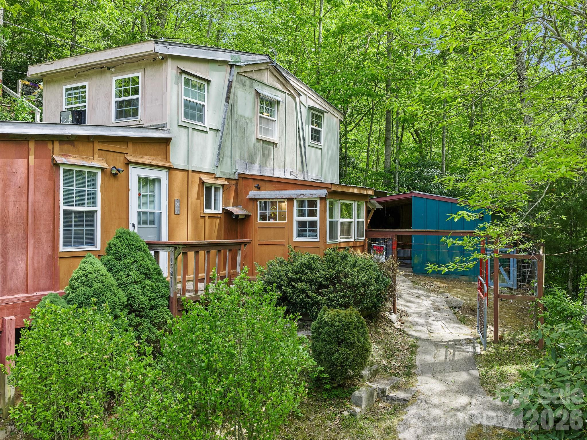 1331 Georges Fork Road