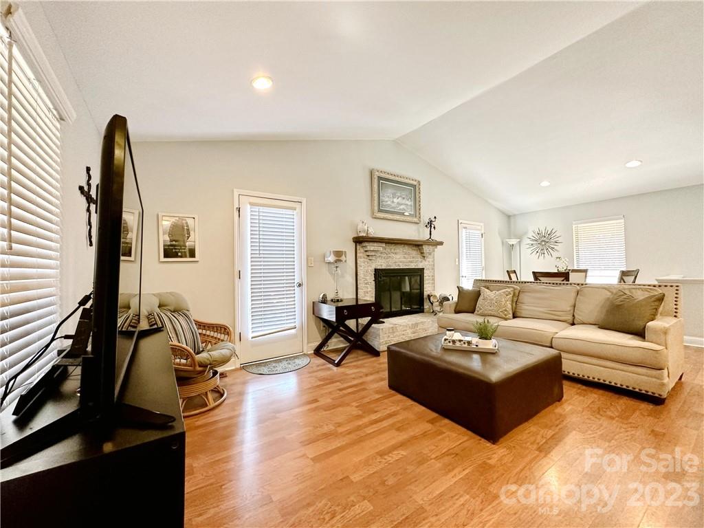 Shadow Lake - Residential