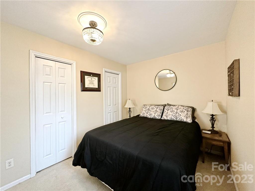 Shadow Lake - Residential