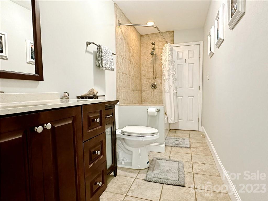 Shadow Lake - Residential