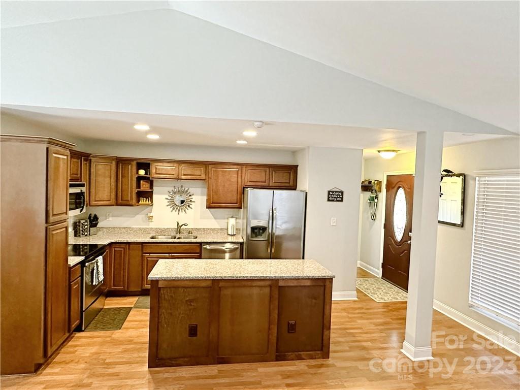 Shadow Lake - Residential