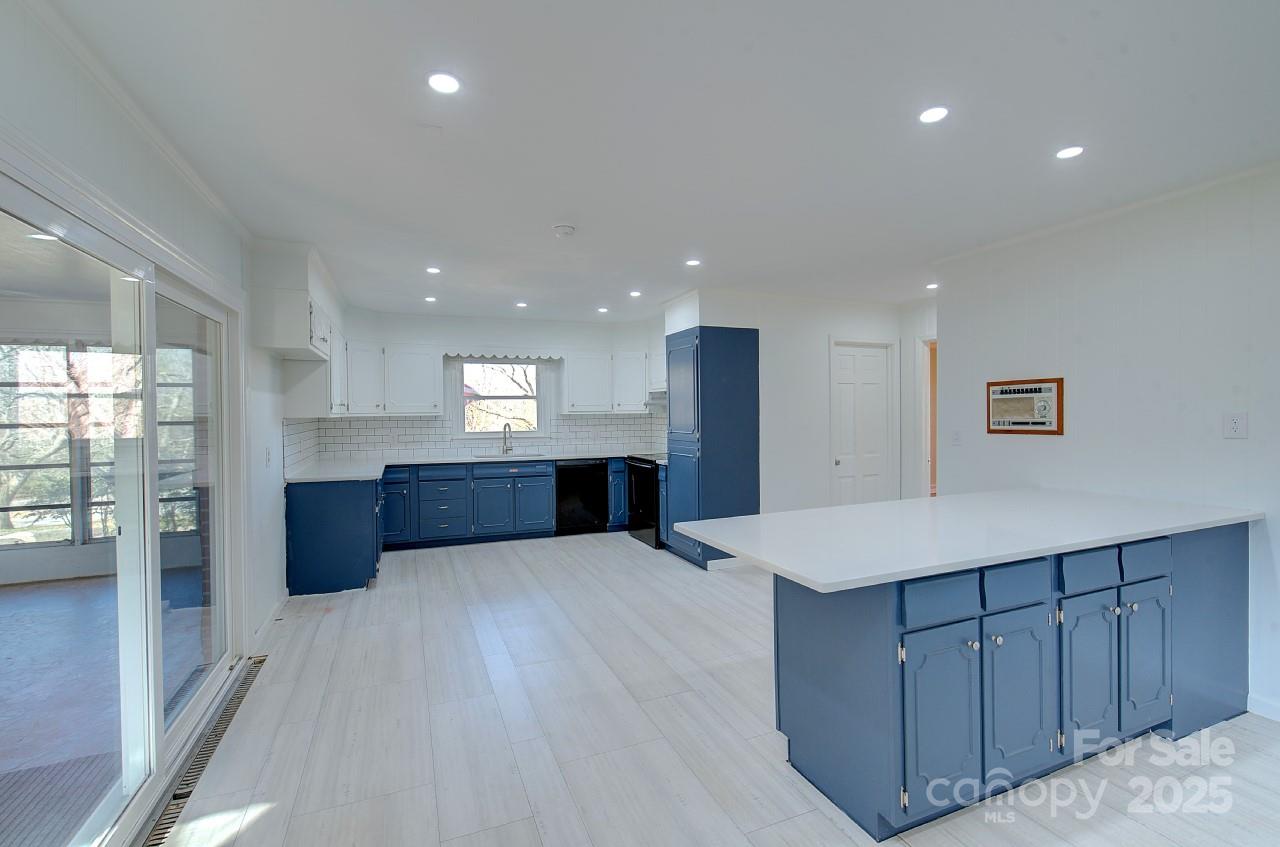 Montclaire - Residential