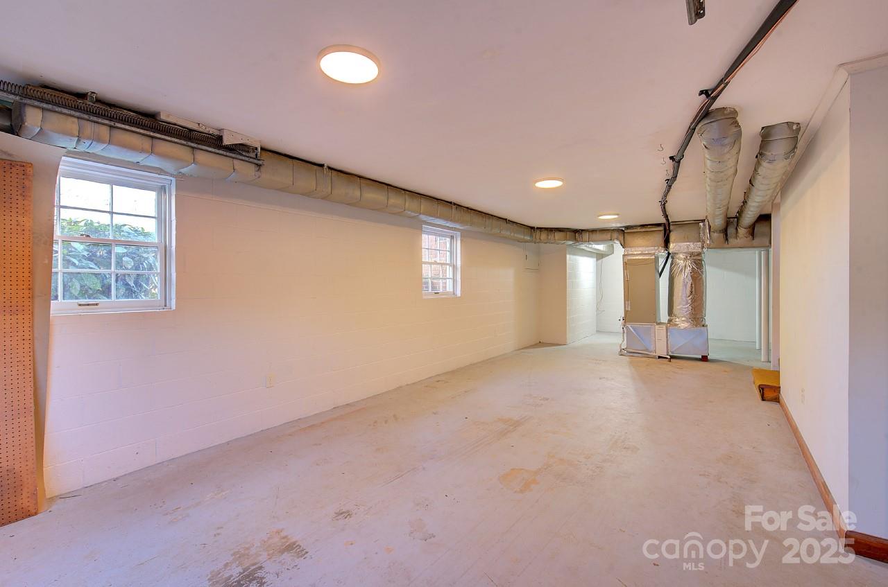 Montclaire - Residential