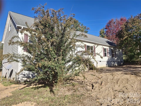 Photo of 18 (20) Saxon Hill, Fairview, NC 28730 (MLS # 4436884)