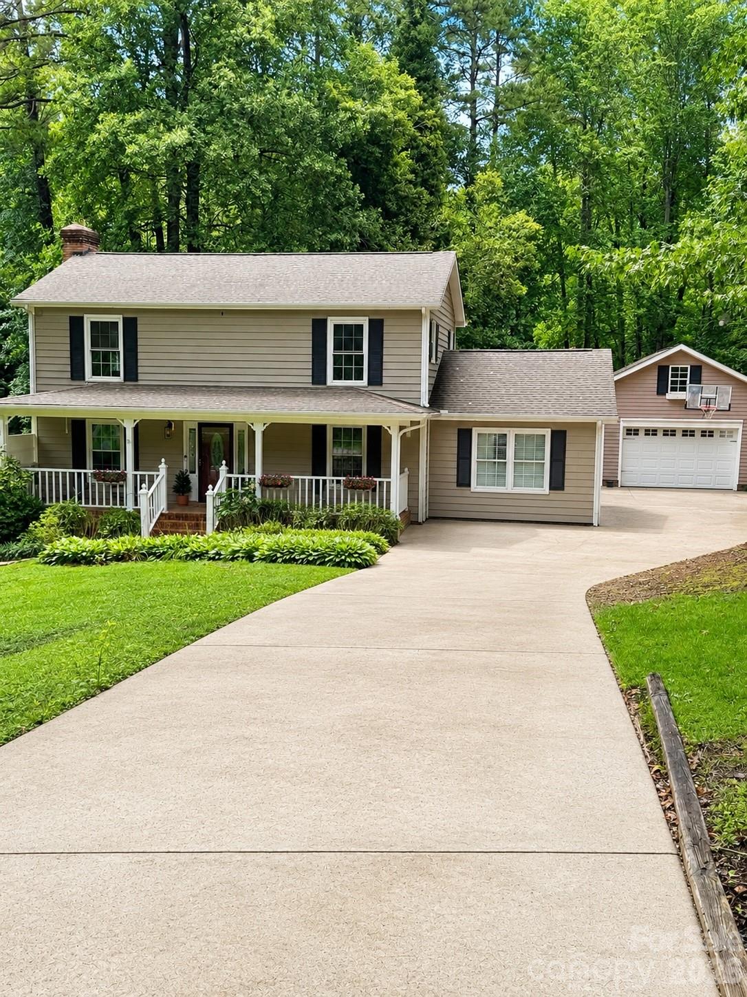 110 Sawtooth Lane