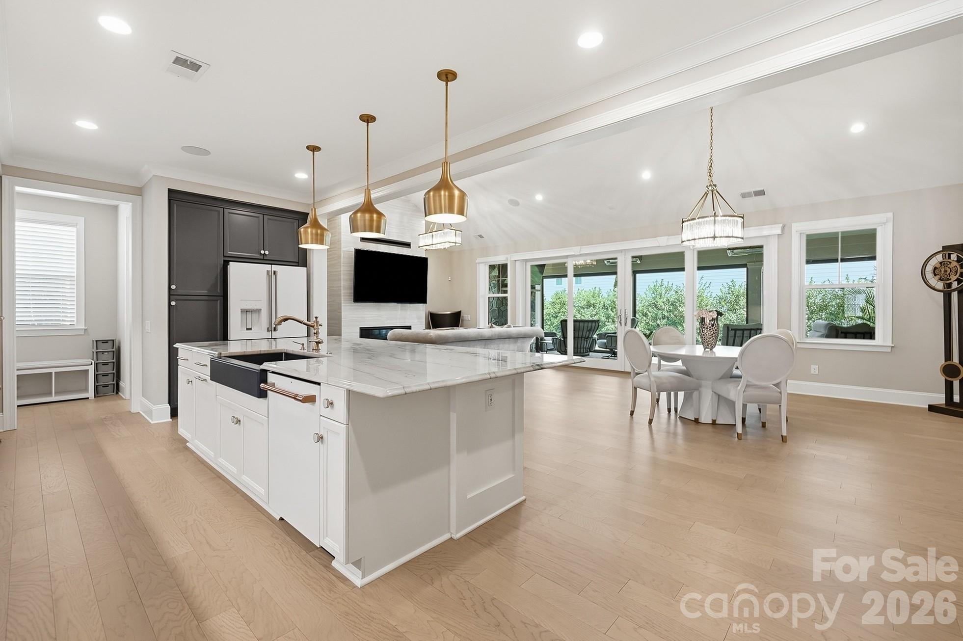 3066 Belden Drive