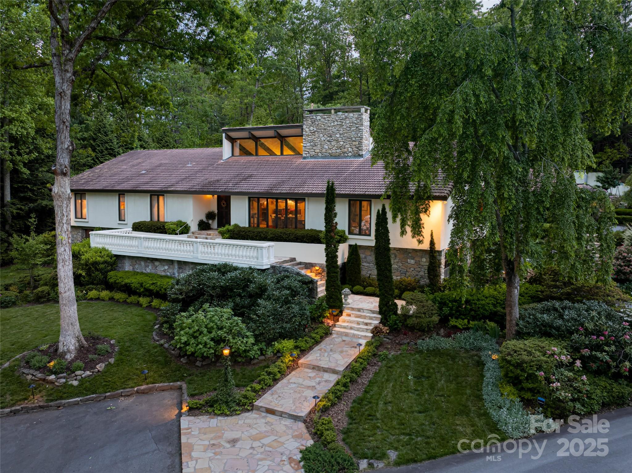 69 Forest Road