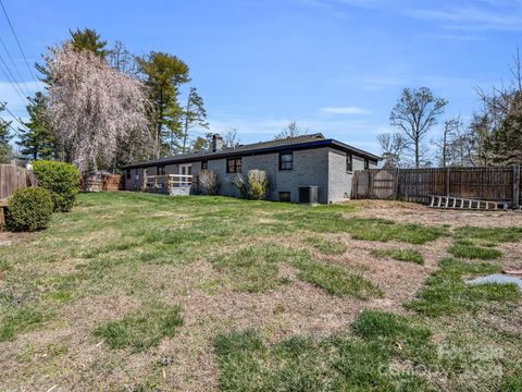 A home in Hendersonville