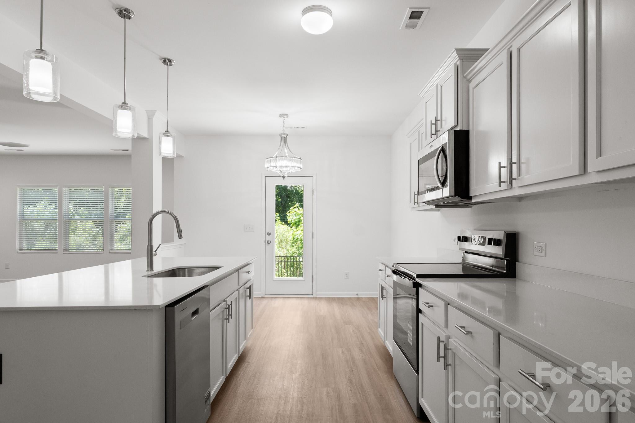 Upper Riverpointe - Residential