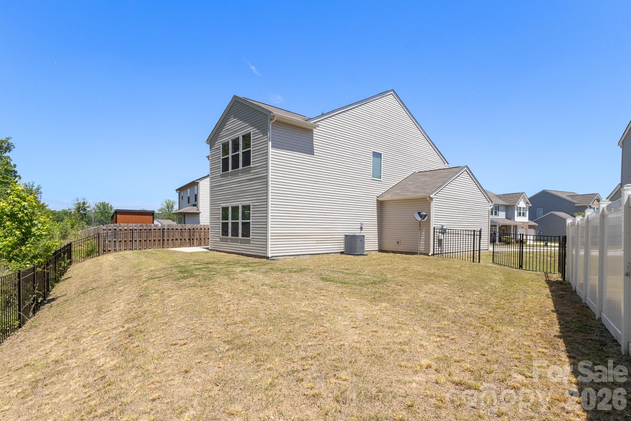 Upper Riverpointe - Residential