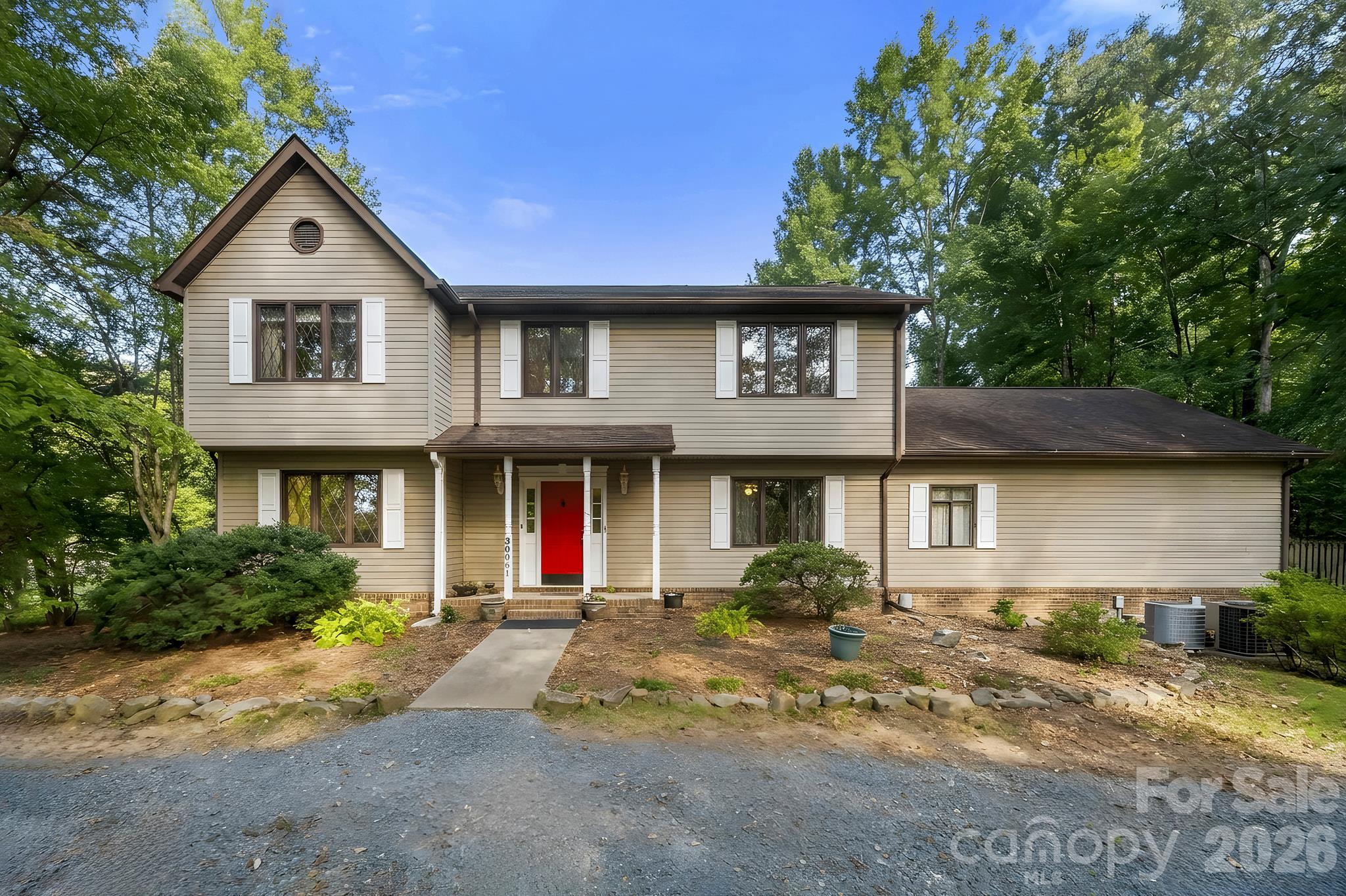 30061 Della Lane