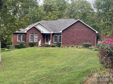 Photo of 36014 Davis Drive, Albemarle, NC 28001 (MLS # 4311105)