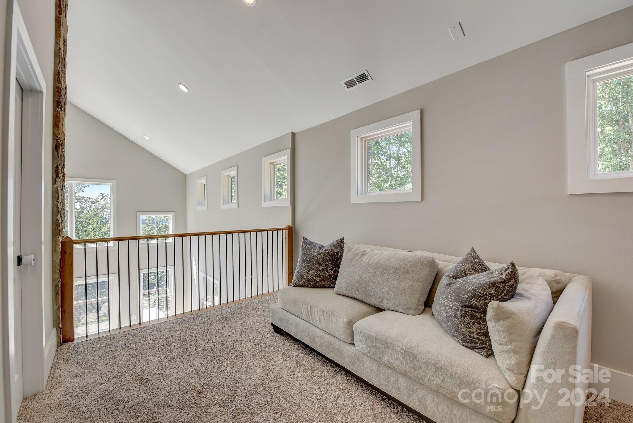 Little Mountain Estates - Residential