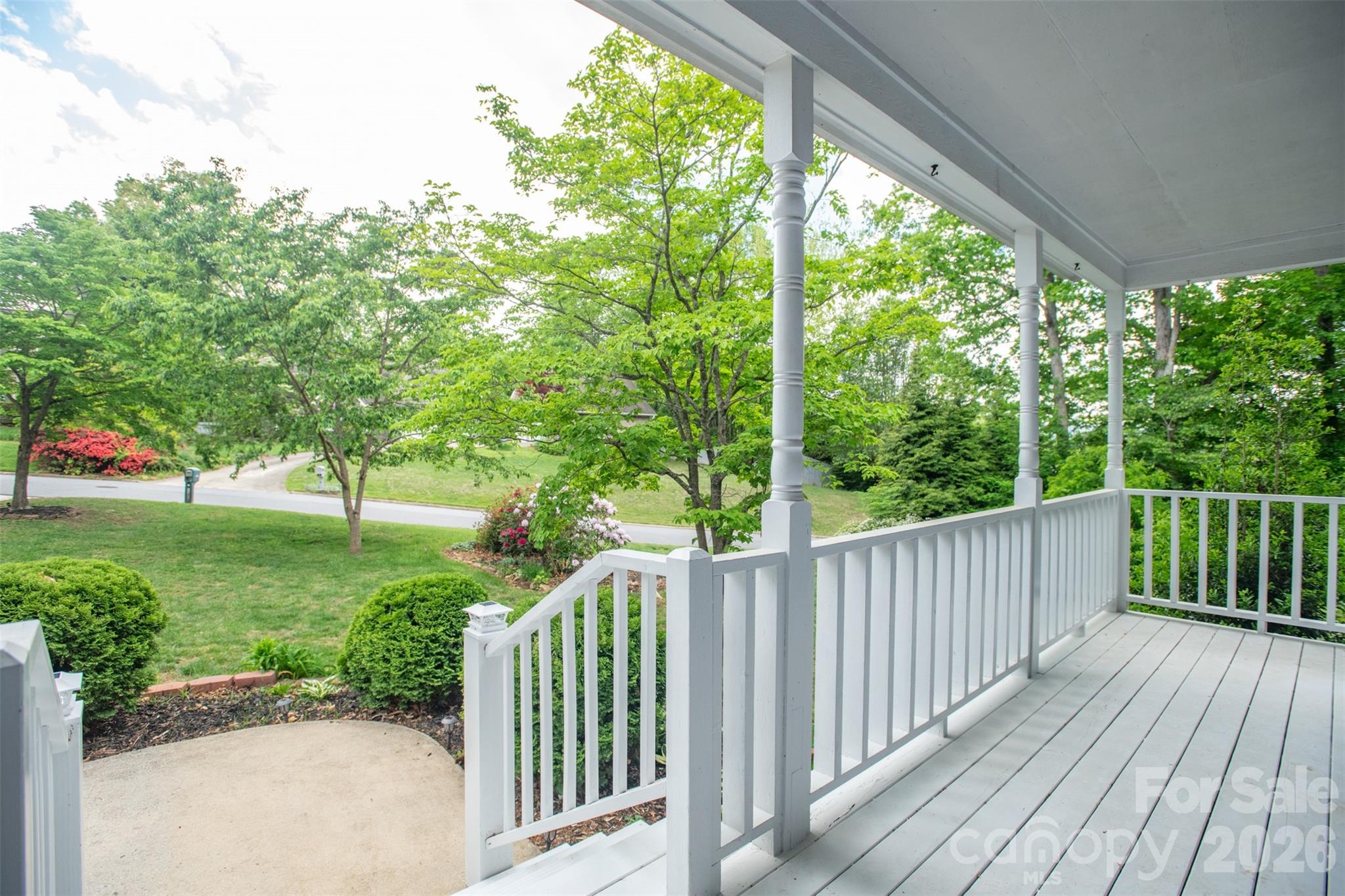 1002 Windsor Drive