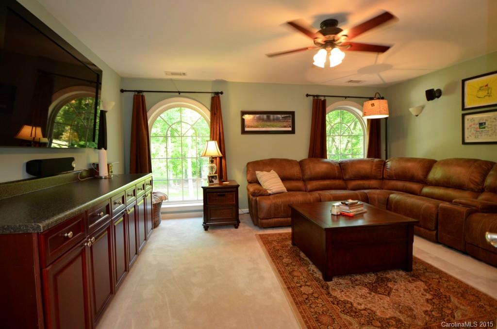 Regent Park - Residential