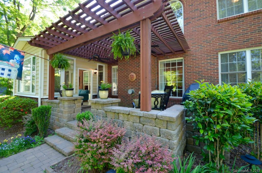 Regent Park - Residential