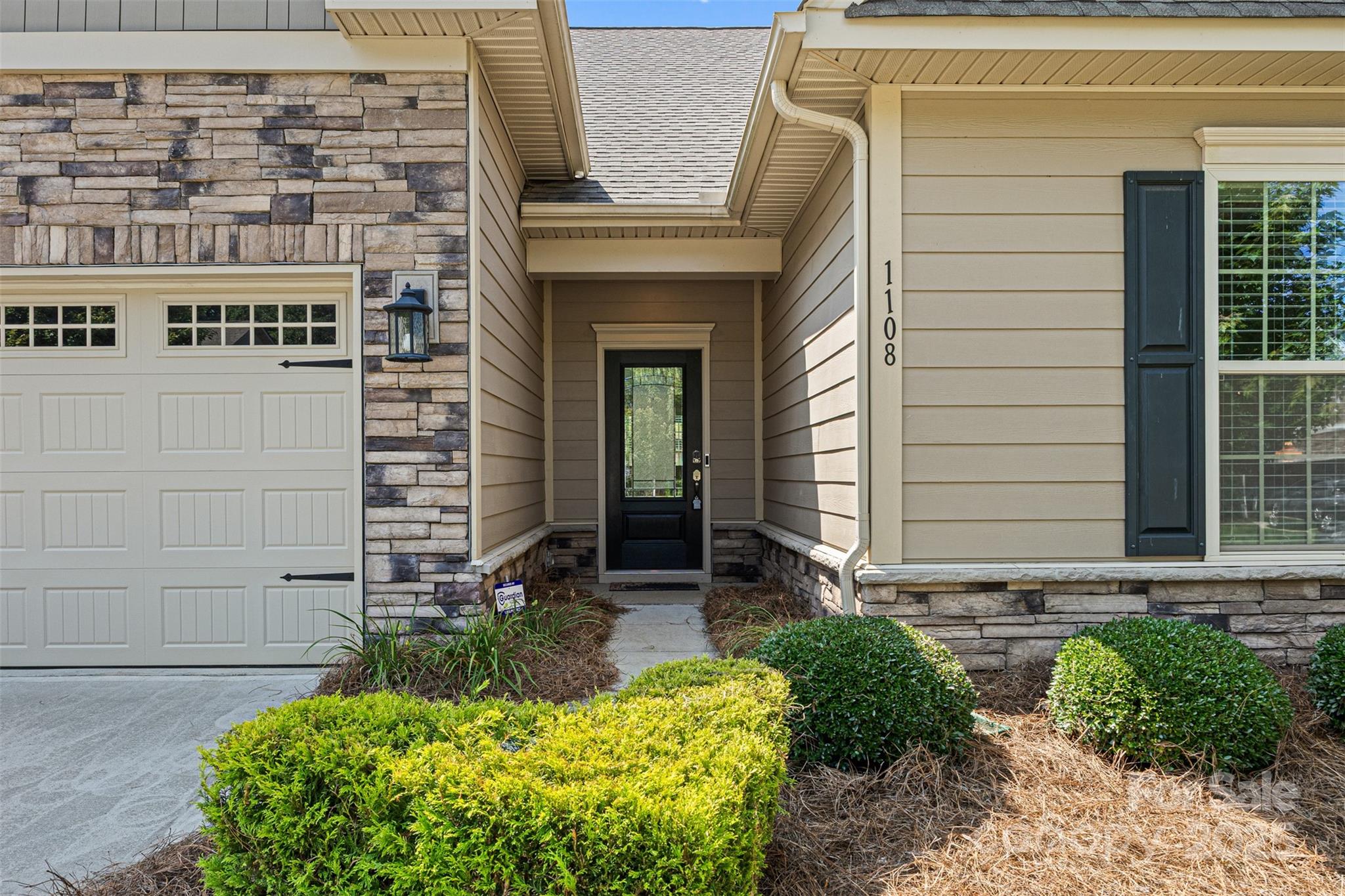1108 Mayapple Way