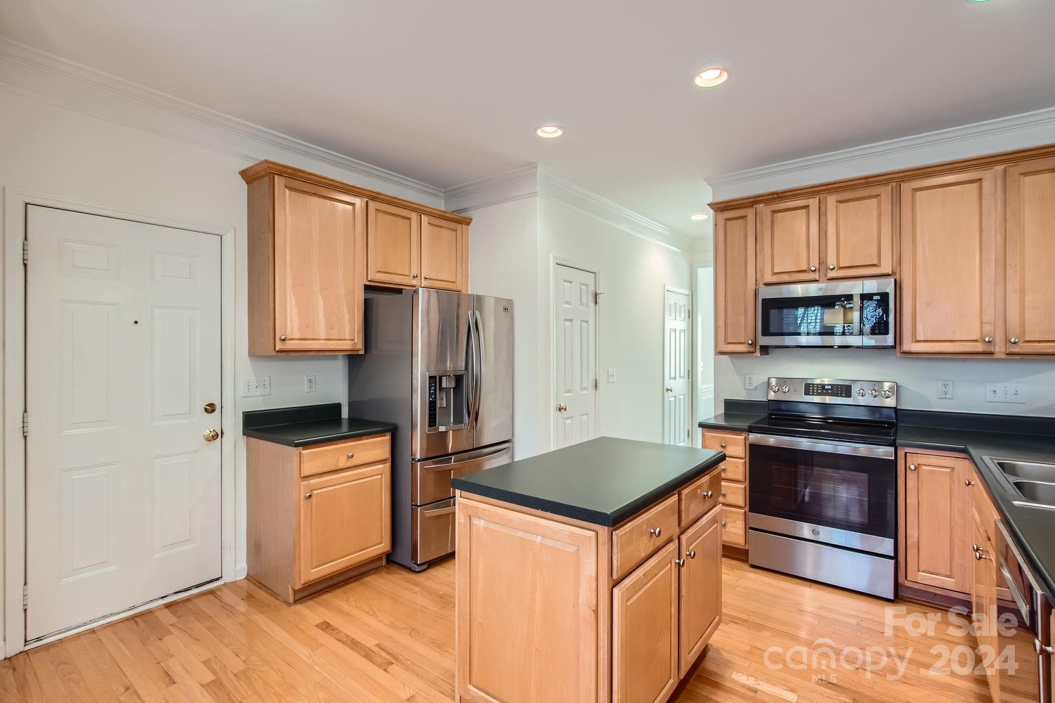 Hampton Ridge - Residential