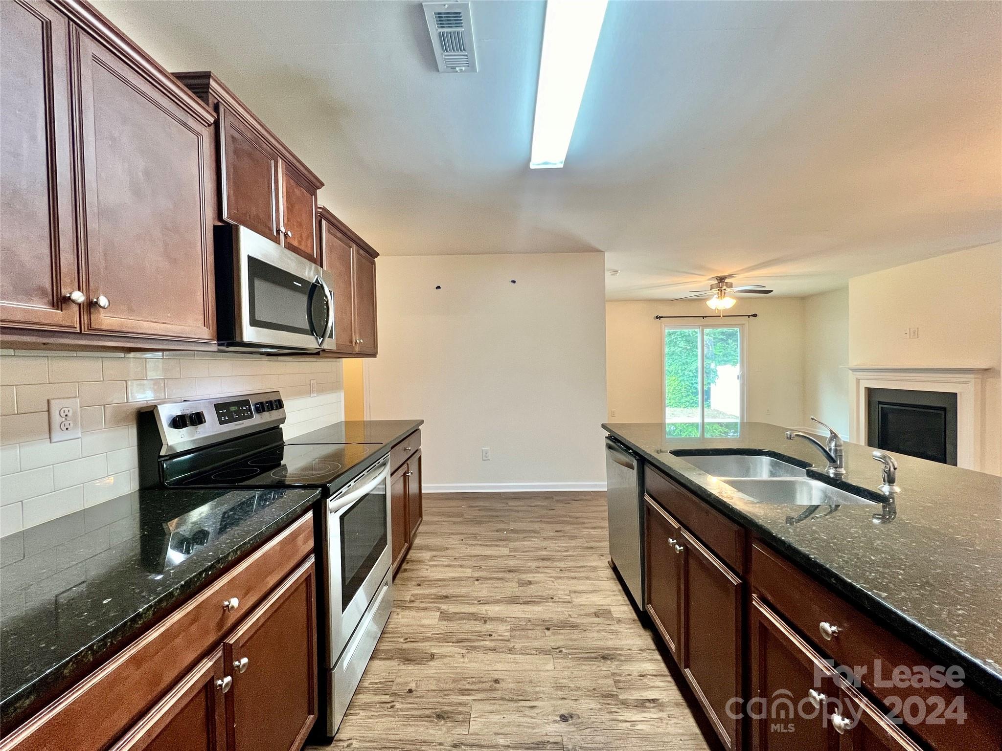 Trinity at Northlake - Residential Lease