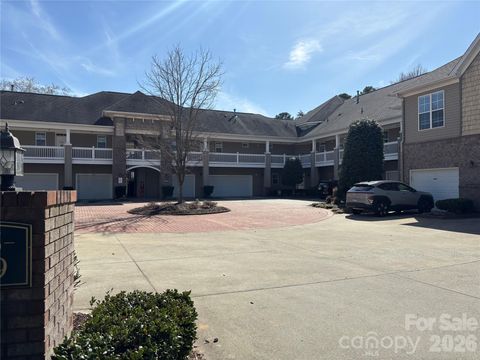 Photo of 8665 Edinburgh Square Drive, Cornelius, NC 28031 (MLS # 4357240)