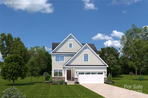 5006 Pineapple Lily Way Charlotte NC 28216