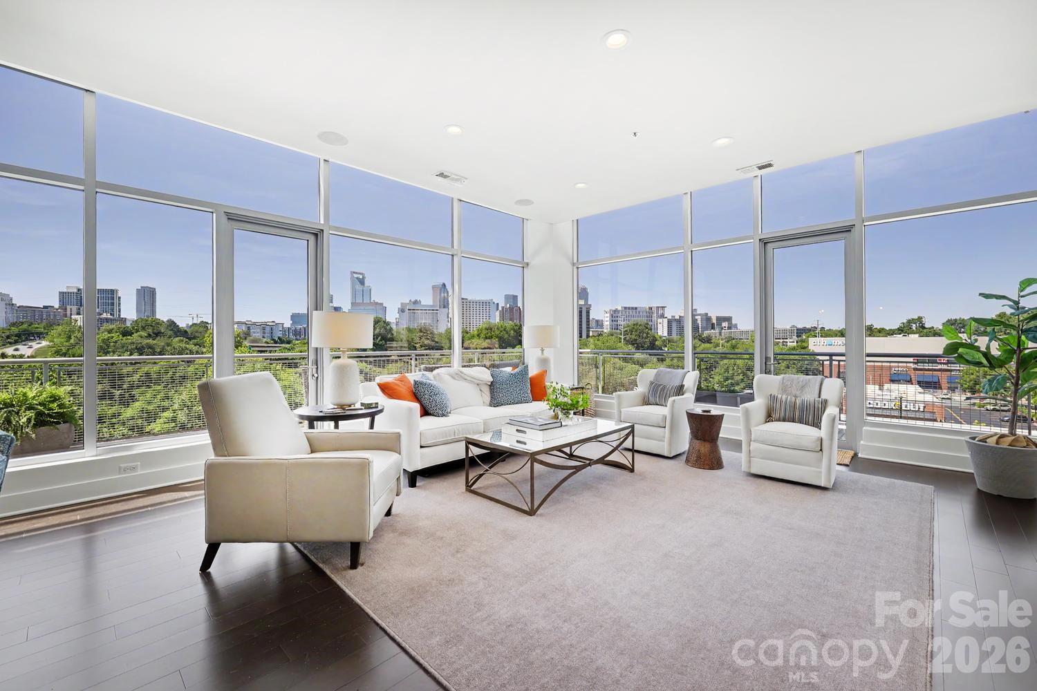 1100 Metropolitan Avenue 413