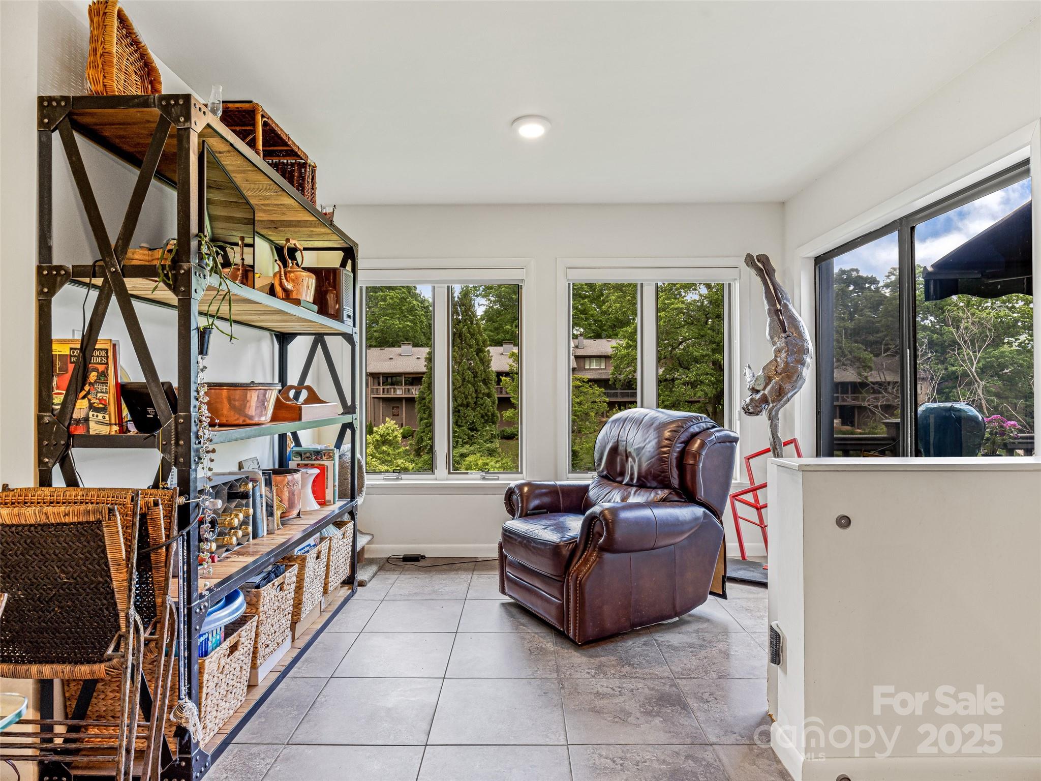 Crowfields Condos - Residential