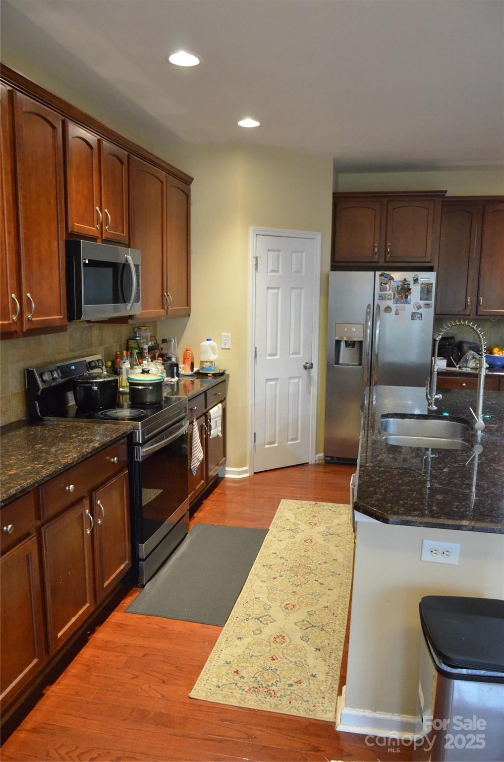 Old Stone Crossing - Residential