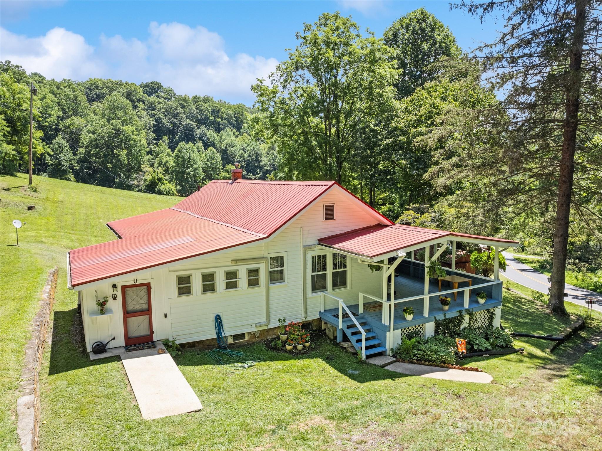556 Crawford Cemetery Road